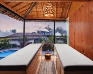 Justa Lazy Haven, Corbett - سبا