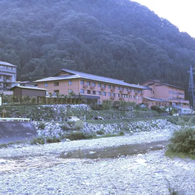 Yuttarino-Sato Inaka Hotels near mokki ～STARDUST GLAMPING～