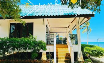 Three Trees Samui Resort - Sarocha Villa