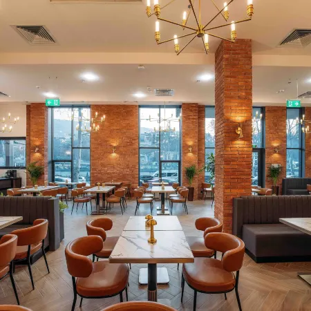 Hotel Monday by Dnt Group