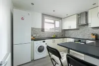 Skyvillion - 2Bed House W/Grdn&Parking in Hatfield
