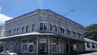 Howzit Hostels Hawaii Hotels in Hilo