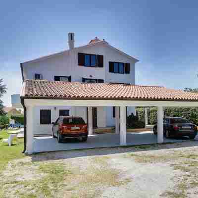 Villa in Medulin with Private Pool and Sauna Hotel Exterior