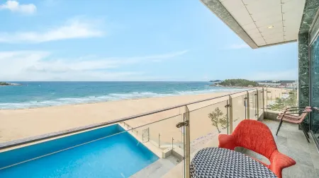 Goseong Moneblue Pension