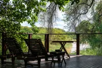 Bushriver Lodge Hotels near Rosie's Pan