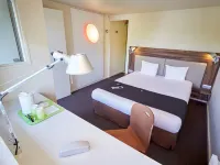 Campanile Melun SÉNART - Vert Saint Denis Các khách sạn ở Vert-Saint-Denis