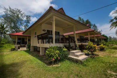 Pranee Beach Bungalows Hotels in 
