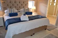 Caulfield Self Catering - Apartments