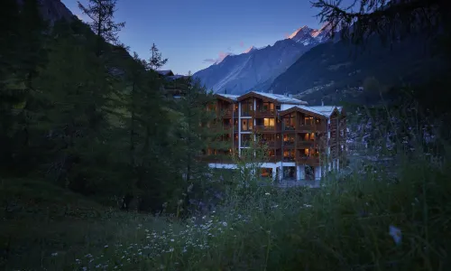 La Vue Luxury Living Apartments