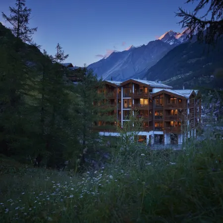 La Vue Luxury Living Apartments