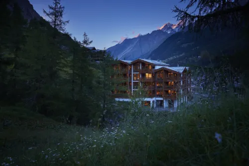 La Vue Luxury Living Apartments