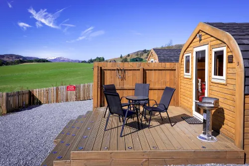 Laggan Luxury Highland Glamping - parking