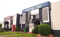 Hôtel Inn Design Resto Novo Le Mans Hotel a Ferce-sur-Sarthe