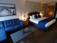 Château Logue Hotel Các khách sạn ở Maniwaki