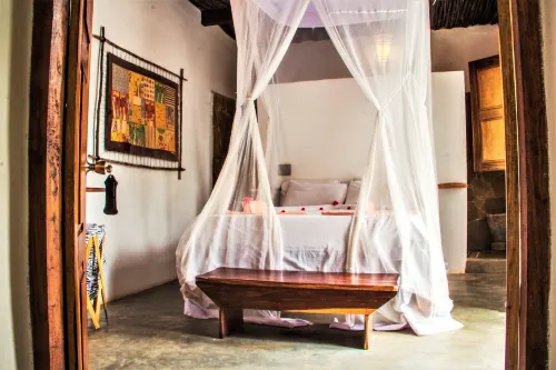 Miti Miwiri Hotels in Ibo