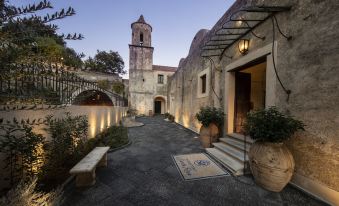 Monastero Santa Rosa Hotel & Spa