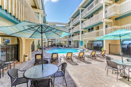 Kona Bali Kai 214 Oceanfront Отели рядом с достопримечательностью «Moonshot Play Space, LLC»