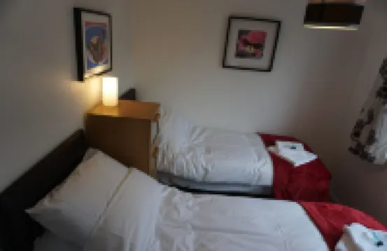 Holt Apartment Hotels in 