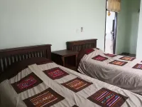 Keerawan House Rim Khong Hotels in Phon Phisai