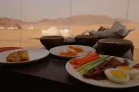 Wadi Rum Bubble Luxotel - Frühstück