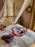 La Cabane des Amoureux Hotels in Saint-Maximin-la-Sainte-Baume