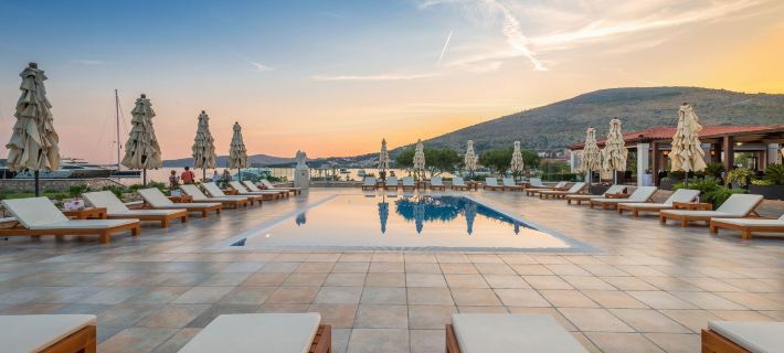Marina Baotić Apartments Отели в г. Трогир