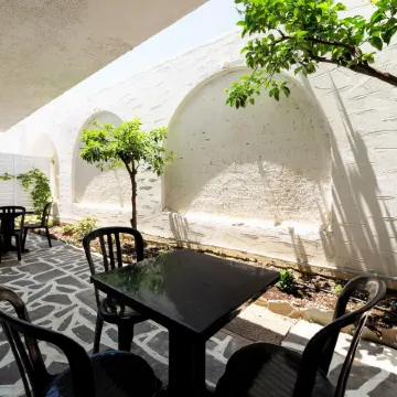 Stratos Apartments & Studios