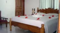 Casadani Hotel Hotels in Port Glaud