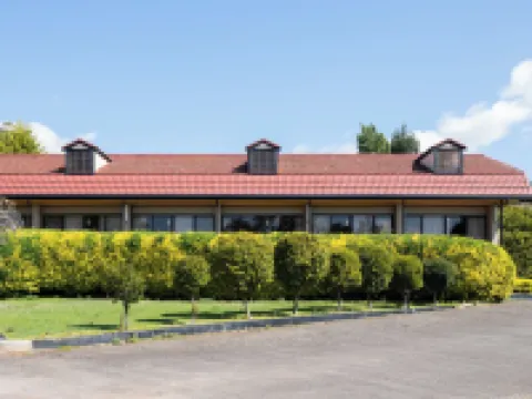 Village Family Motor Inn Hotels in Launceston