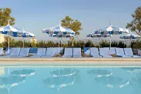 The Maybourne Beverly Hills, Maybourne Hotel Collection - Romantische