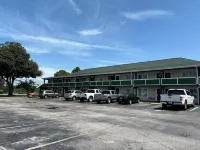 Inn on the Green Florida - parking
