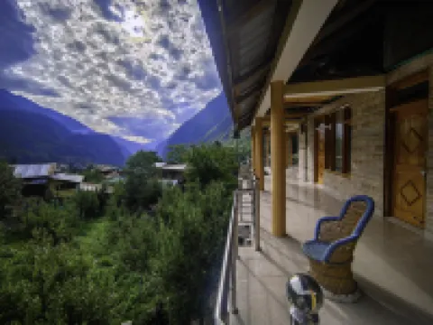 New Brahma Guesthouse