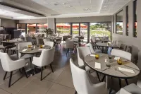Grand Prix Hôtel & Restaurant Hotel a Le Castellet