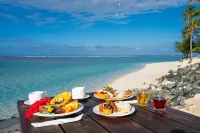 The Rarotongan Beach Resort & Lagoonarium - Strand