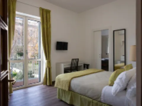 L'Insolita Reggia Hotels in Caserta