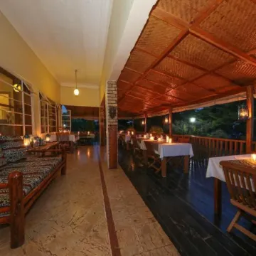 Papyrus Guest House