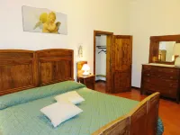 Castello Cortevecchio Piscina Eventi appartamenti e camere