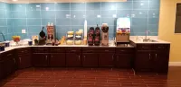 Days Inn by Wyndham Muscle Shoals Florence - Завтрак