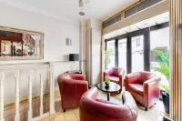 Crystal Hotel Hotels in Levallois-Perret