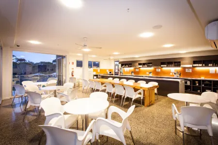 The Island Accommodation Отели в г. Кейп Вуламай