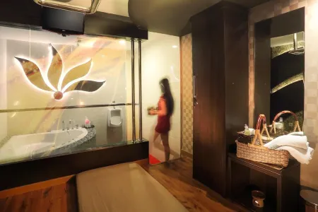 Transera Hotel Pontianak Отели в г. Benua Melayu Darat