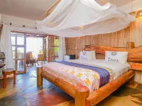 Ziwa Beach Resort Hotels near Pirates Public Beach