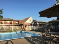 Motel et Appartements du Fleuve - Pools