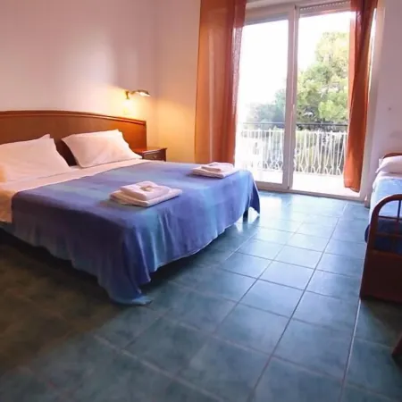 Hotel Punta Licosa