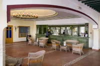 Medina Belisaire and Thalasso - bars