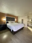 Budget Inn at the Heavenly Gondola - Motels