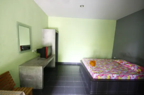 มีรัก รีสอร์ท โรงแรมในตำบล บางละมุง