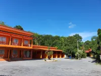 At Sichon Resort Hotels near Wat Suchon (Wat Thap Kham)