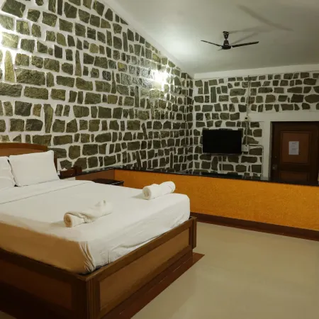 Holiday Valley Nature Resorts