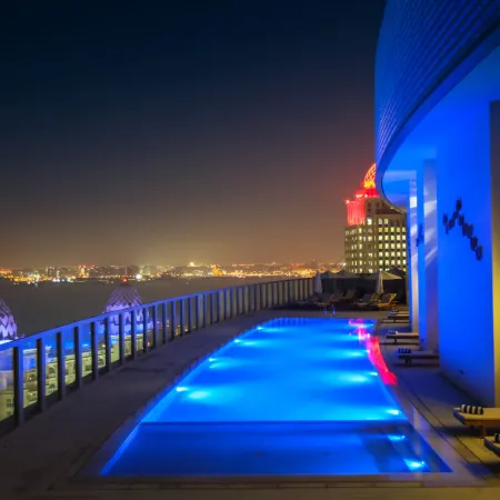 The Curve Hotel